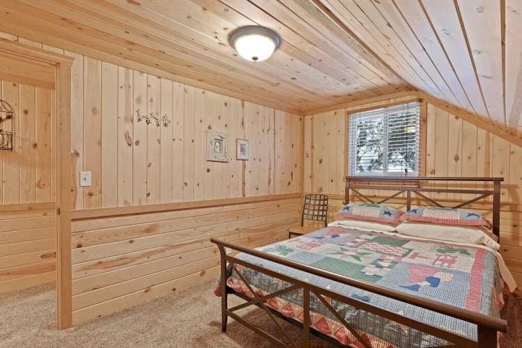 4 Bedrooms Villa