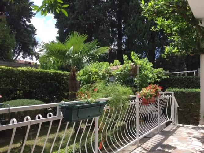 2 Bedrooms Apartment with balcony and with view
