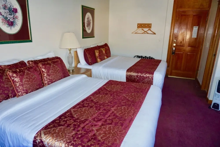 Premium Quadruple room