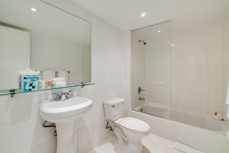 Crest Hotel Suites