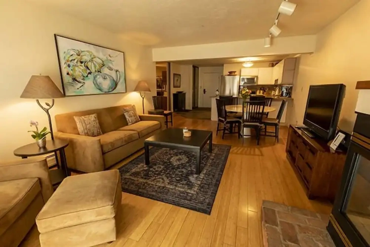 2 Bedrooms Deluxe room with balcony