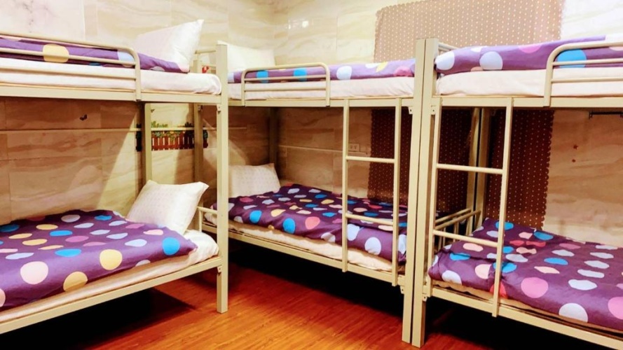 Bed in Dorm