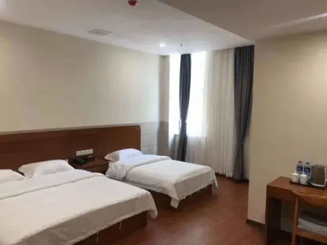 Huaibei Xiangfeng Hotel