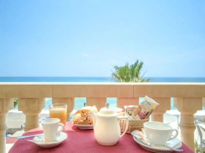 Superior Double room with balcony and with sea view