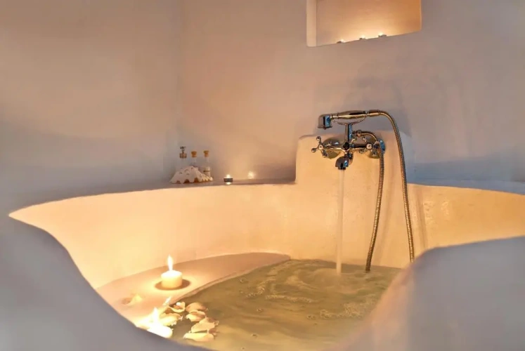 Deluxe Duplex Suite with sea view