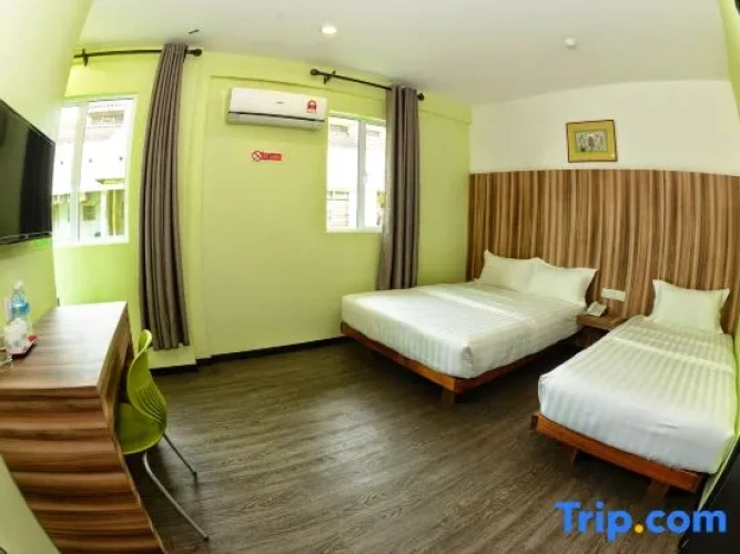 Triple Suite