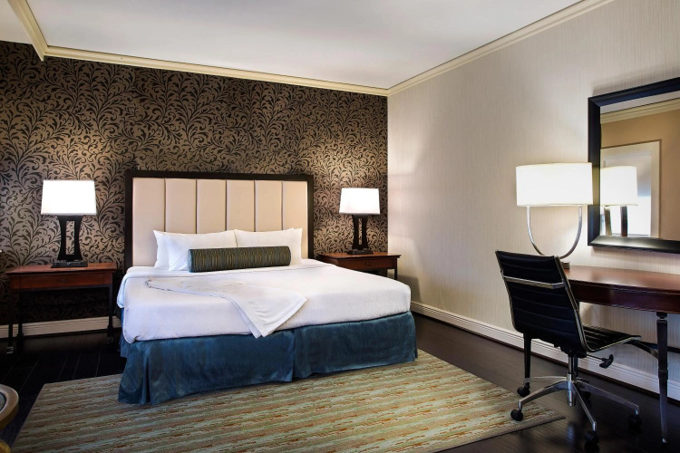 The Whitehall Houston photo 6