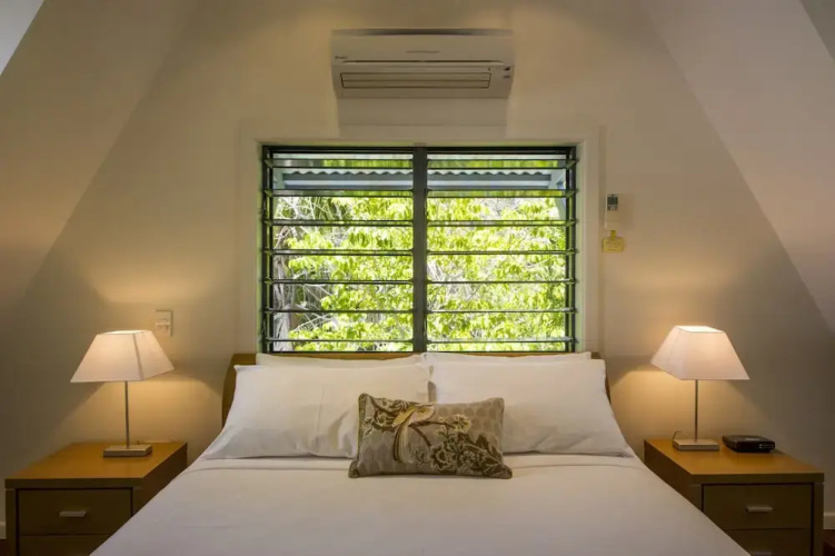 Canopy Chalet 10