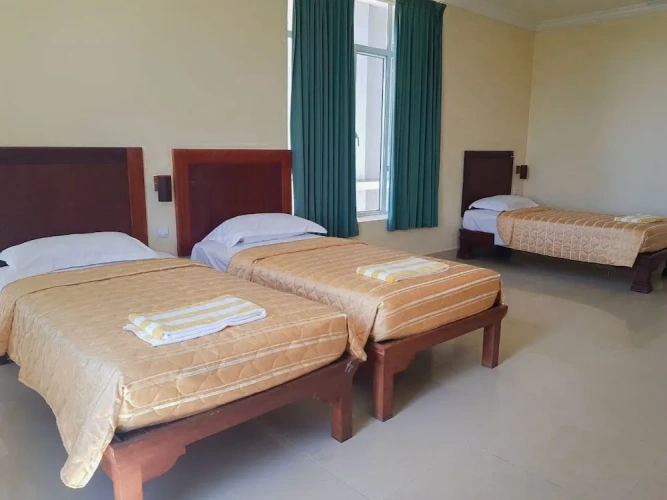 Standard Triple room