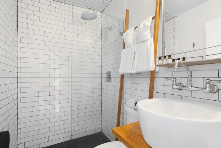 Deluxe Quadruple room with balcony