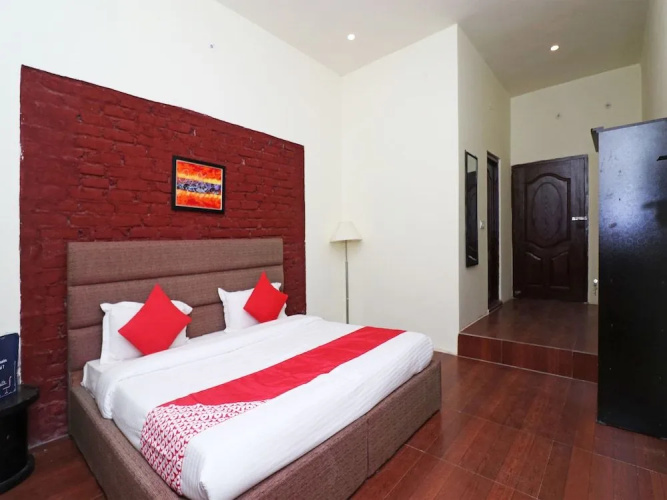 Oyo 22298 Mannat Farms
