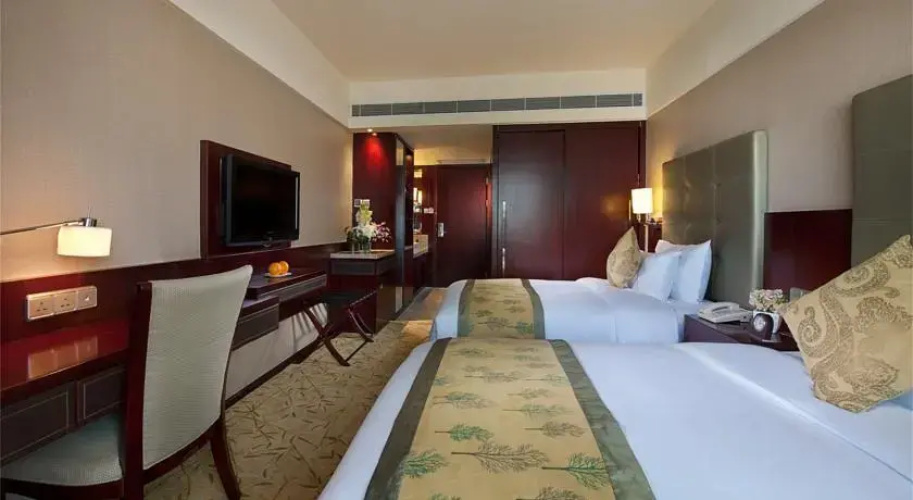 Days Hotel & Suites Xinxing Xian