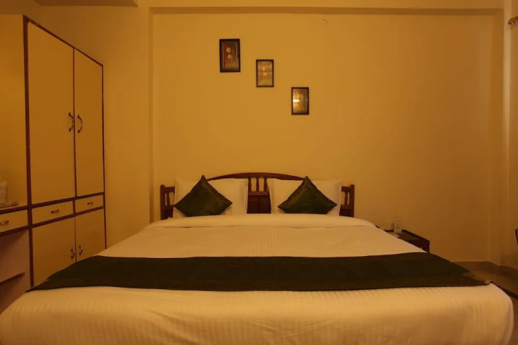 Hotel YKS