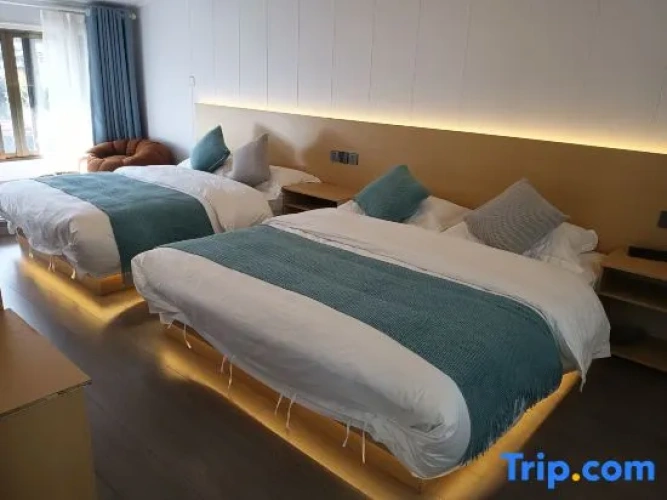 2 Bedrooms Suite