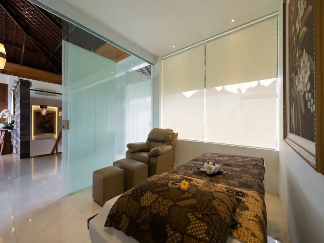 Villa Aiko