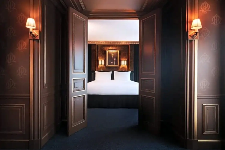 3 Bedrooms Executive Suite