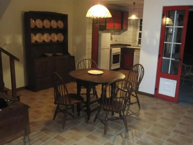 2 Bedrooms Cottage