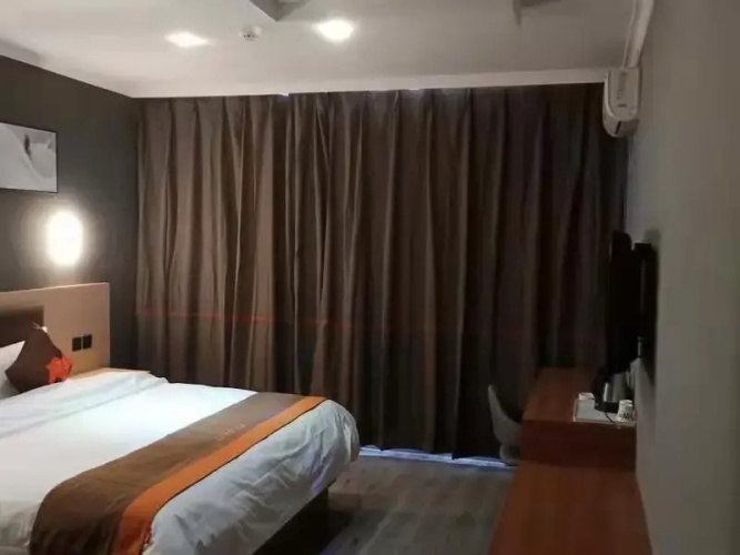 Junyi Chain Hotel (Hohhot Wanda)