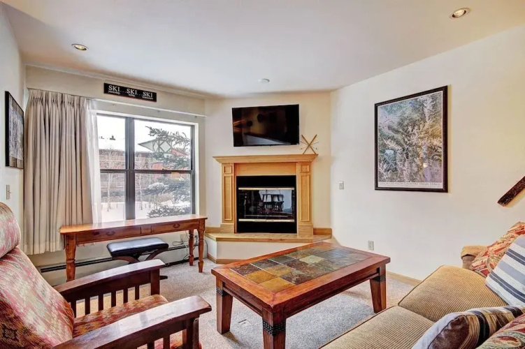 River Mtn Lodge W215C