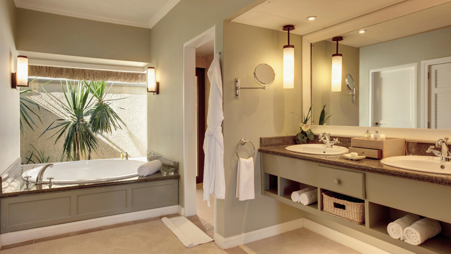 Outrigger Mauritius Beach Resort photo 7
