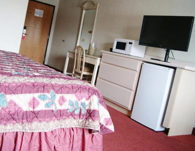 Meadow Court Inn