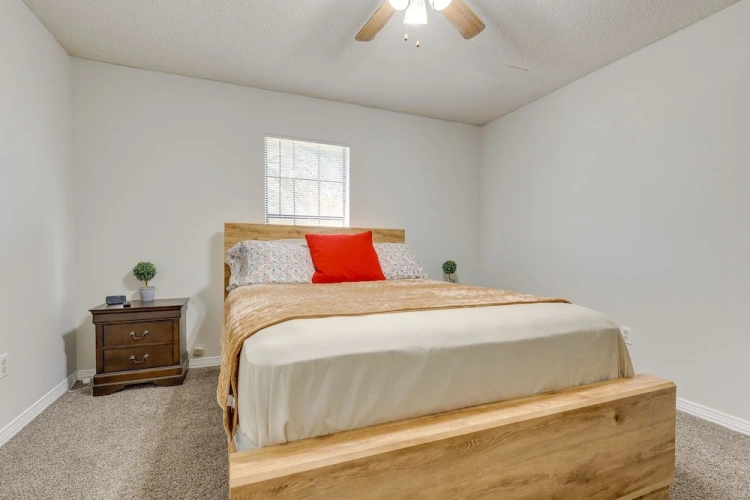 3 Bedrooms Cottage