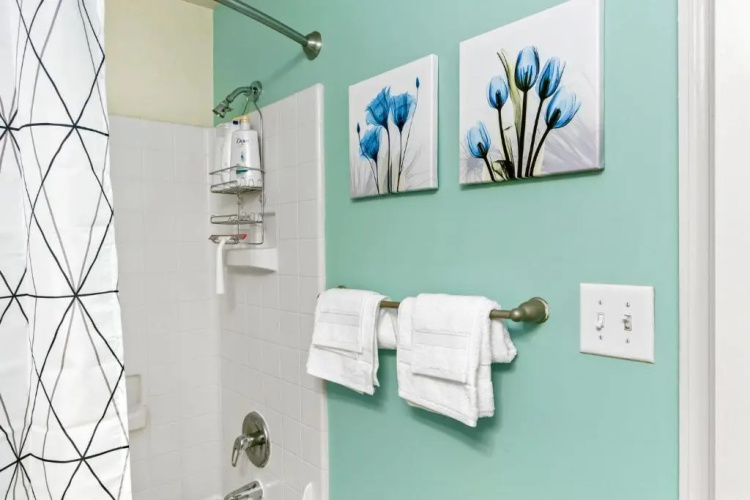 Downtown Durham 2BR Apt Walk Everywhere & Wifi