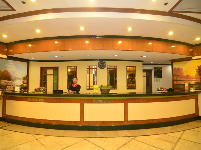 Holiday Plaza Hotel - Cebu