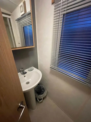 3 Bedroom Caravan - Sleeps 6, Pool & Garden