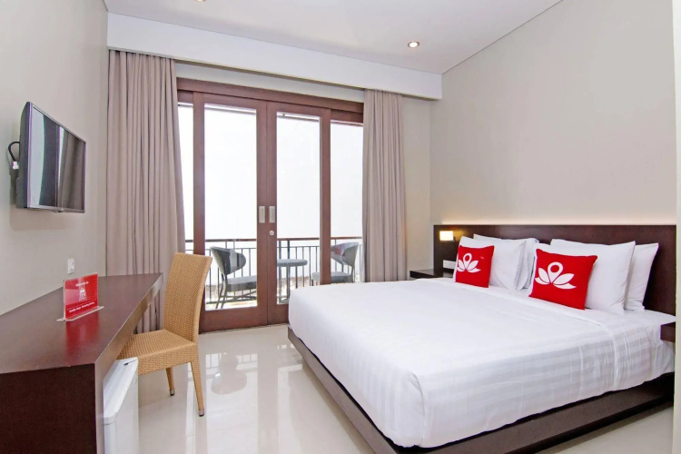 ZEN Rooms Jimbaran Jepun