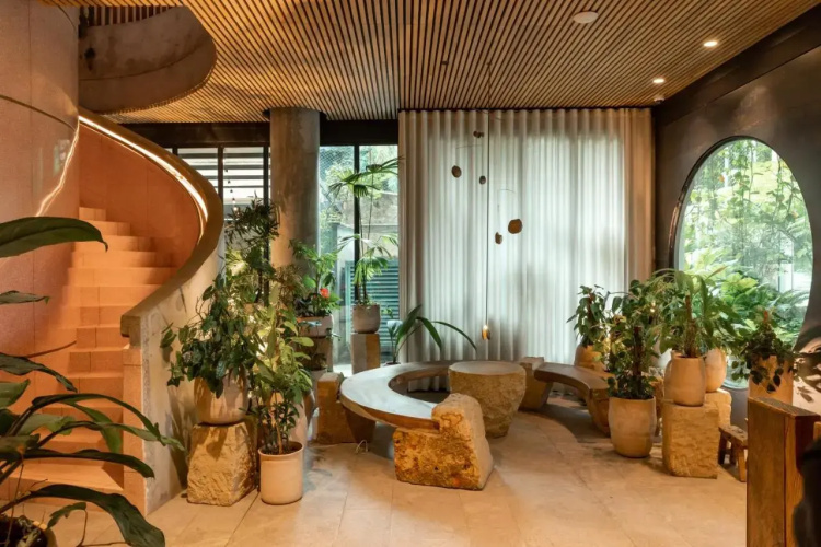 Hotel 23