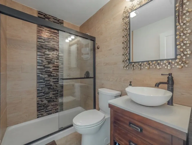 4 Bedrooms Studio