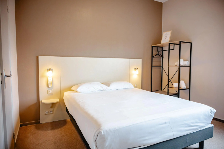 Brit Hotel L'Arrivée Guingamp