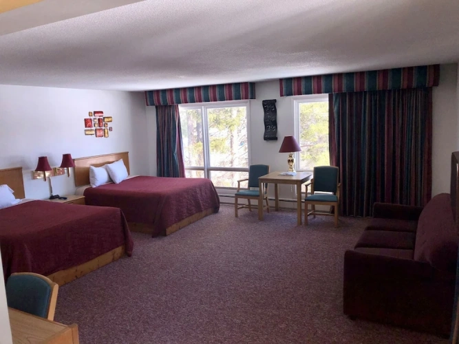 Quadruple Suite with balcony
