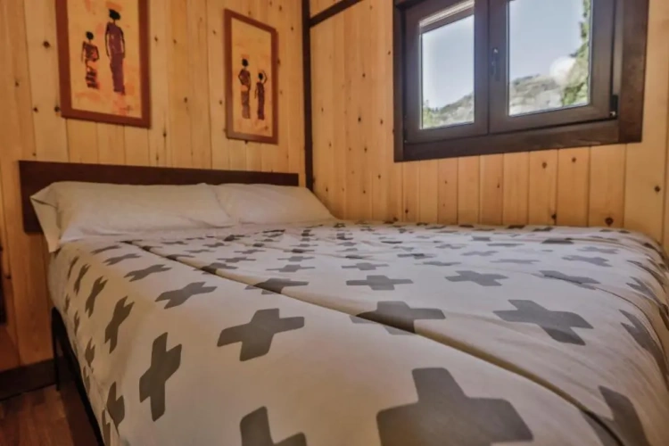 2 Bedrooms Bungalow