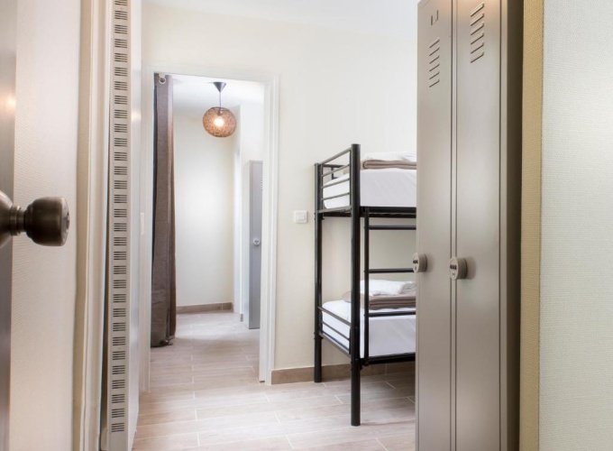 Bed in Dorm