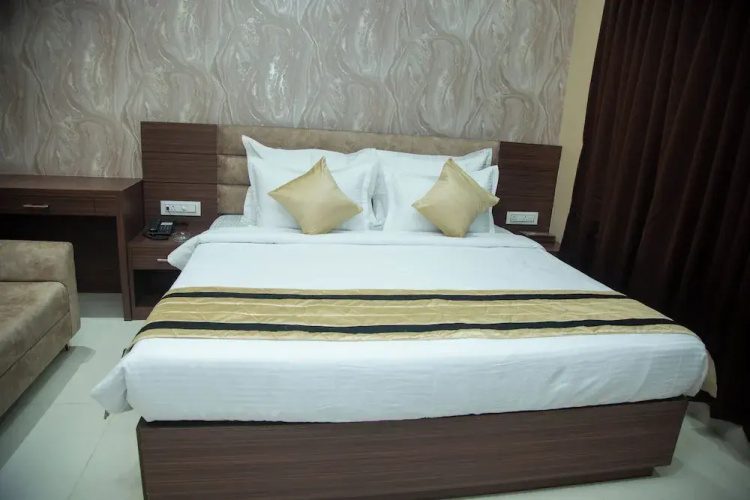 Park Eastern Hotel