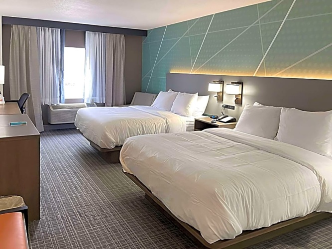 Quadruple Suite
