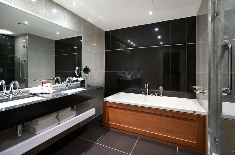 DoubleTree by Hilton Hotel & Spa Liverpool photo 10