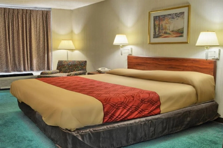 Knights Inn Ashland