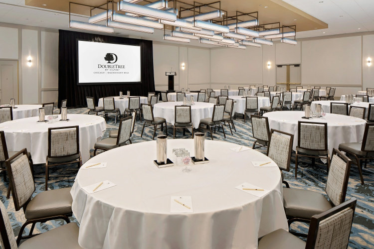 DoubleTree by Hilton Hotel Chicago - Magnificent Mile photo 32
