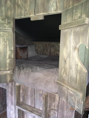 Wingfield Escapes