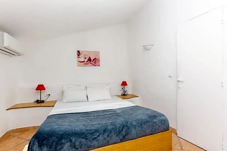 Standard Double room with view