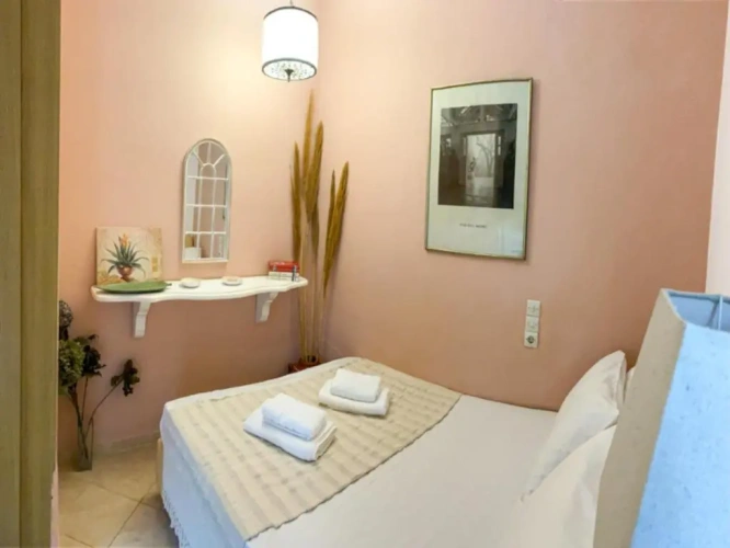 2 Bedrooms Cottage