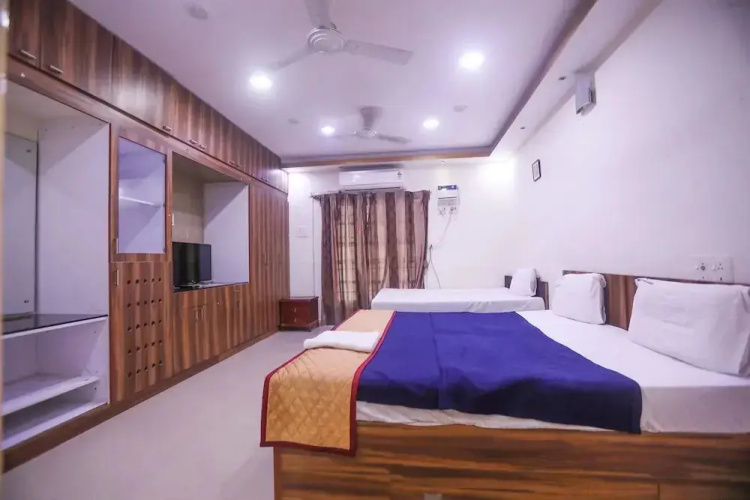 Maheshwari Villa by ULO