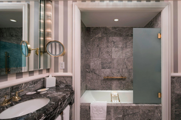 The St. Regis New York photo 29