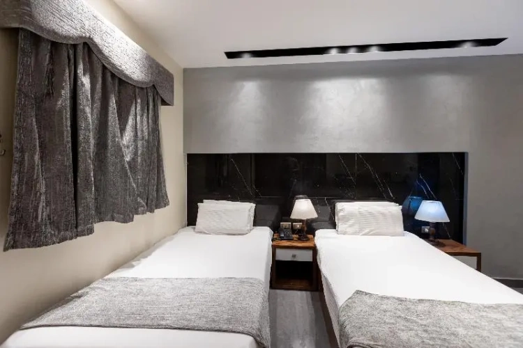 2 Bedrooms Suite