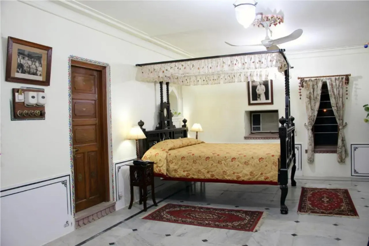 Hotel Pushkar Palace