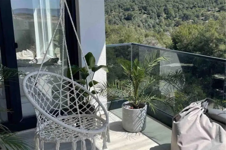 Cozy Loft Studio With Rooftop, Seaview & Pool