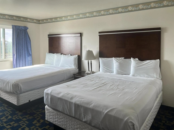 Motel 6 Oceanside, CA Marina / Camp Pendleton